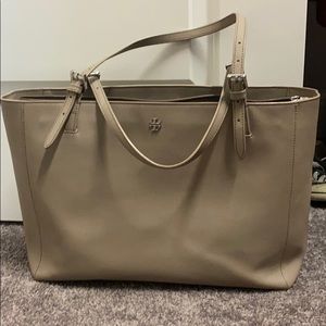 Tory Burch tote